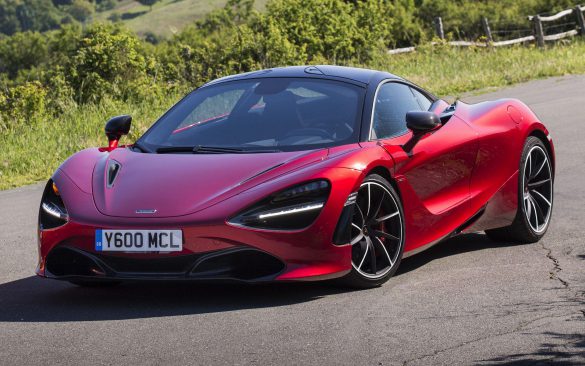 McLaren 720S – tapety na pulpit (1)