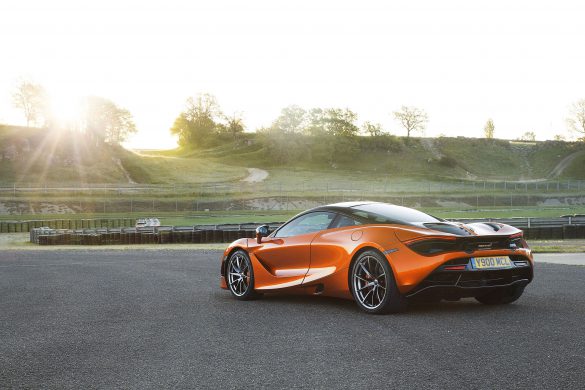 McLaren 720S – tapety na pulpit (19)