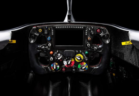 Alfa Romeo Sauber C37 – tapety na pulpit (8)