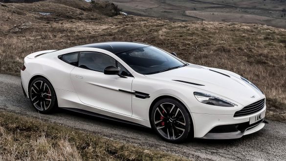 Aston Martin Vanquish 2016 – tapety na pulpit (12)