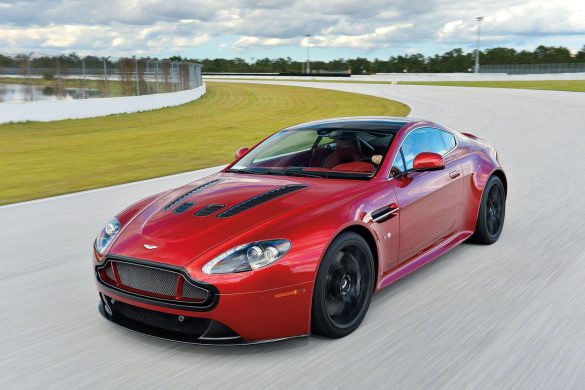 Aston Martin Vanquish 2016 – tapety na pulpit (13)