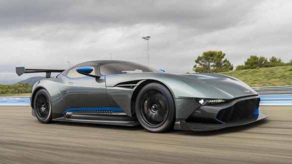 Aston Martin Vulcan – tapety na pulpit (18)
