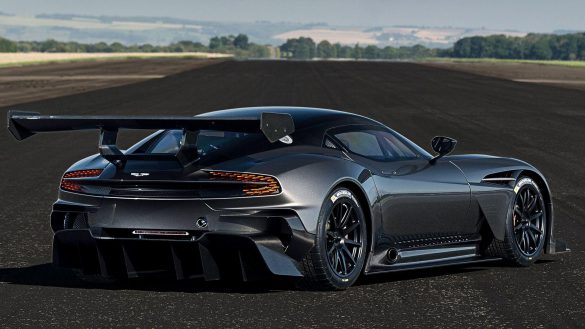 Aston Martin Vulcan – tapety na pulpit (5)