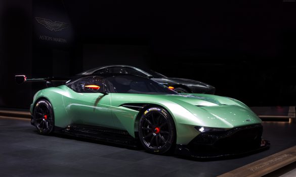 Aston Martin Vulcan – tapety na pulpit (9)