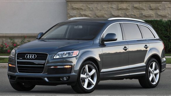 Audi Q7 – tapety na smartfon i tablet (10)