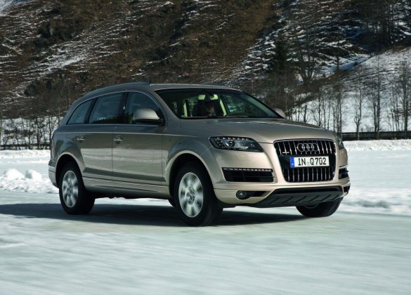 Audi Q7 – tapety na smartfon i tablet (18)