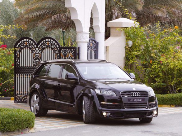 Audi Q7 – tapety na smartfon i tablet (5)