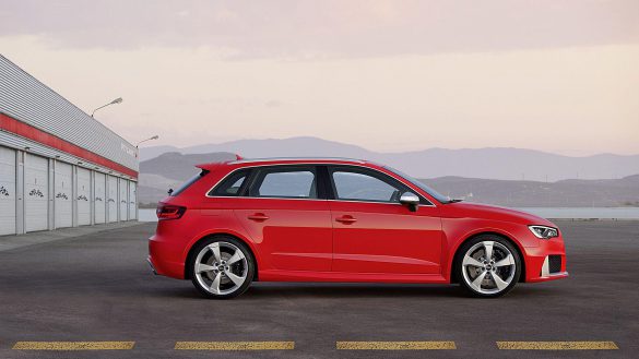 Audi RS3 Sportback – tapety na smartfon i tablet (19)