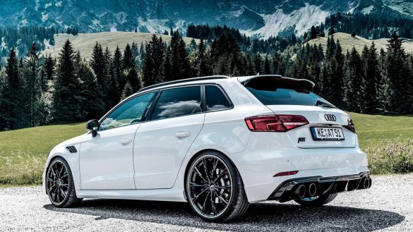 Audi RS3 Sportback – tapety na smartfon i tablet (7)