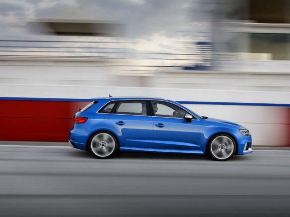 Audi RS3 Sportback – tapety na smartfon i tablet (8)