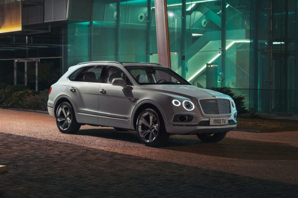 Bentley Bentayga PHEV – tapety na pulpit (12)
