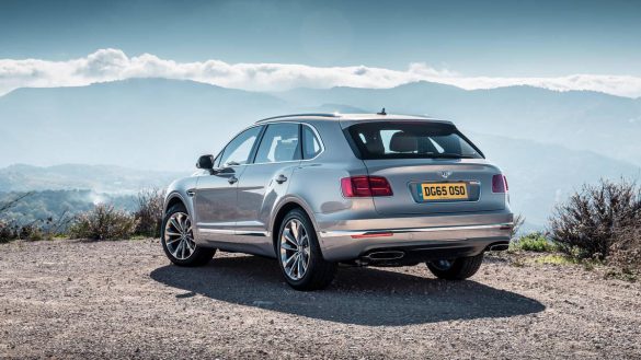 Bentley Bentayga PHEV – tapety na pulpit (4)