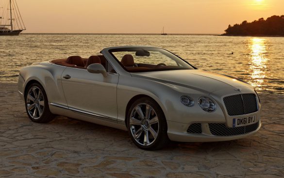 Bentley Continental GT Convertible – tapety na pulpit (16)