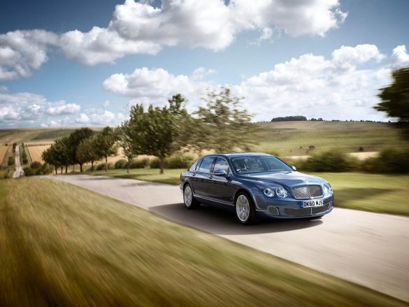 Bentley Flying Spur – tapety na pulpit (20)