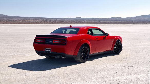 2019 Dodge Challenger – tapety na pulpit (8)