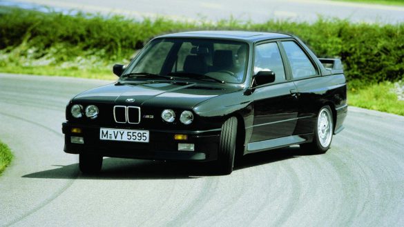 BMW E30 M3 – tapety na smartfon i tablet (11)
