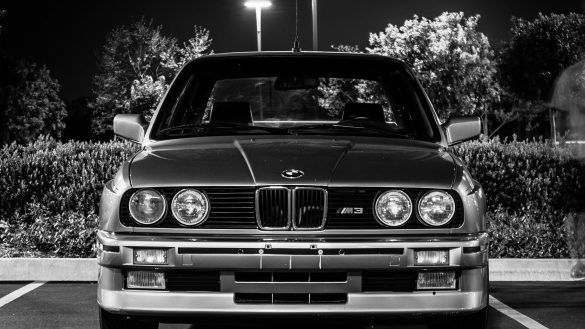 BMW E30 M3 – tapety na smartfon i tablet (8)