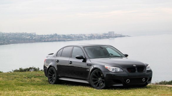 BMW E60 M5 – tapety na pulpit (15)