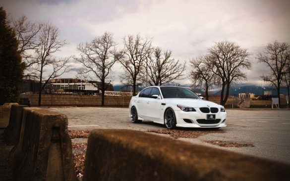 BMW E60 M5 – tapety na pulpit (21)