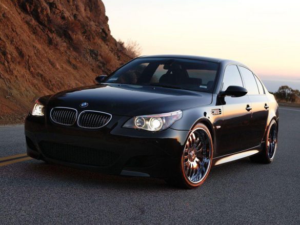 BMW E60 M5 – tapety na pulpit (24)