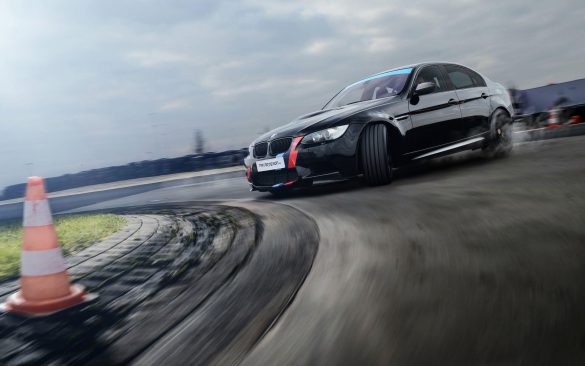 BMW E90 – tapety na smartfon i tablet (16)