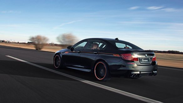 BMW F10 – tapety na smartfon i tablet (11)
