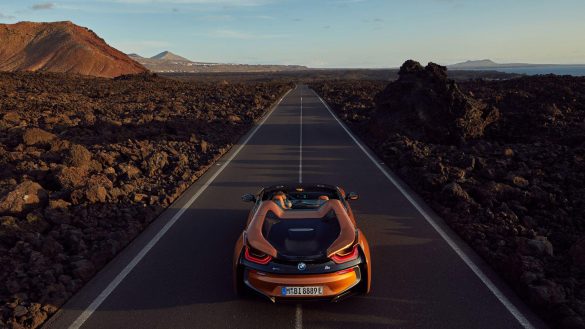 BMW I8 Roadster – tapety na pulpit (17)