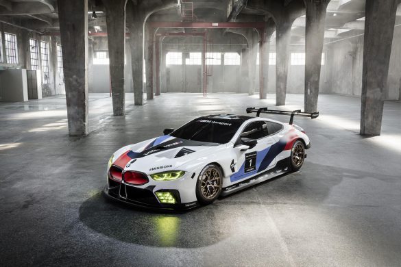 BMW M8 – tapety na pulpit (8)
