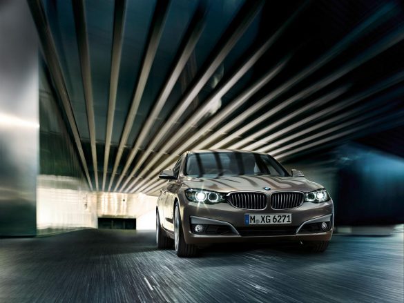 BMW X4 HD – tapety na smartfon i tablet (6)