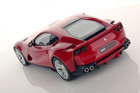 Ferrari 812 Superfast – tapety na pulpit (13)