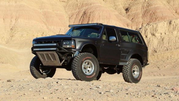Ford Bronco – tapety na pulpit (10)