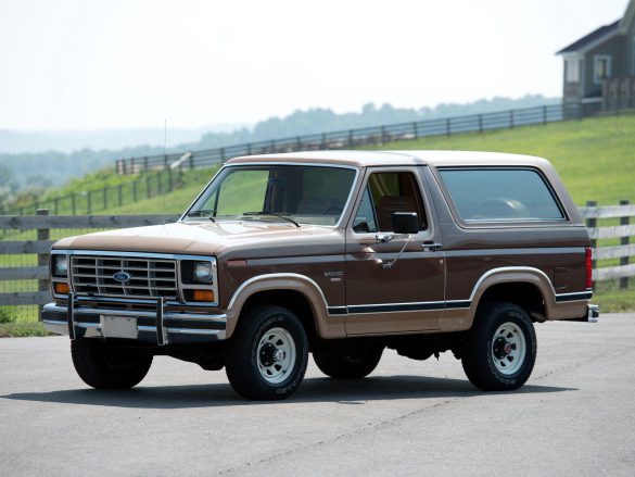 Ford Bronco – tapety na pulpit (16)