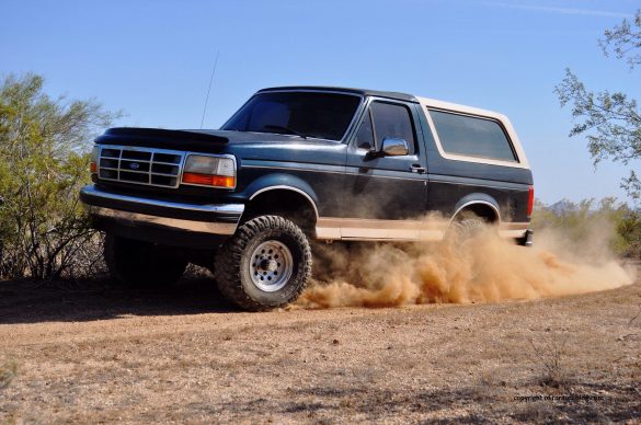 Ford Bronco – tapety na pulpit (7)