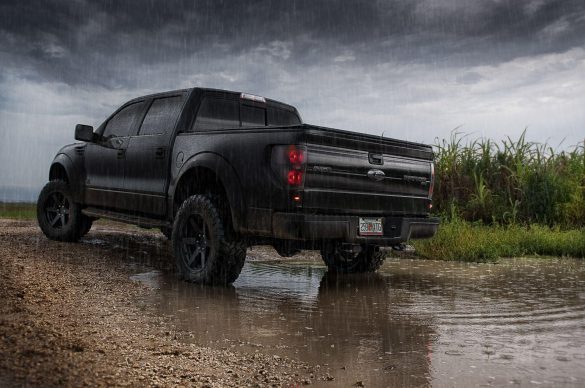 Ford Raptor – tapety na pulpit (5)