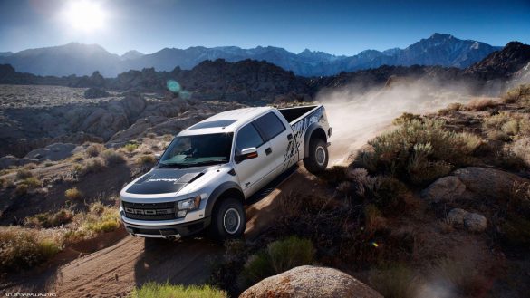 Ford Raptor – tapety na smartfon i tablet (17)