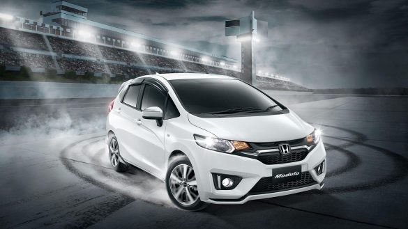 Honda Fit – tapety na pulpit (3)