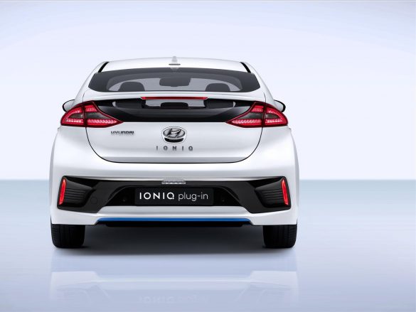 Hyundai Ioniq – tapety na smartfon i tablet (5)