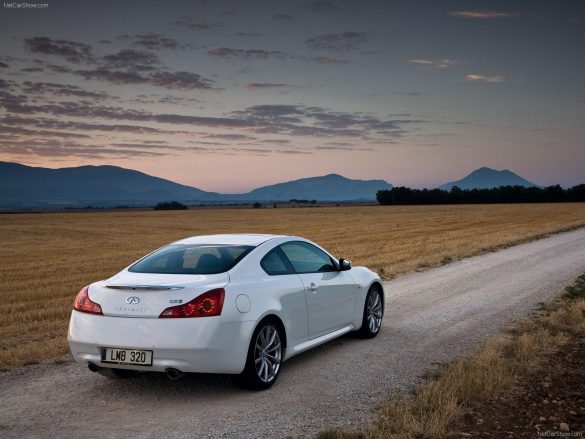 Infiniti G37 – tapety na pulpit (19)