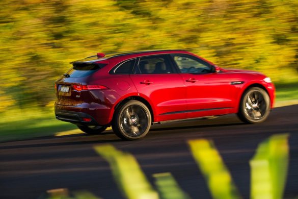Jaguar F-Pace SVR – tapety na pulpit (15)