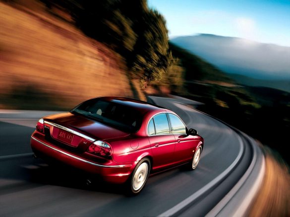 Jaguar S-Type – tapety na smartfon i tablet (10)