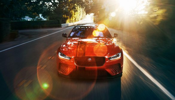 Jaguar XE Project 8 – tapety na smartfon i tablet (15)