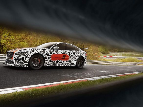 Jaguar XE Project 8 – tapety na smartfon i tablet (20)