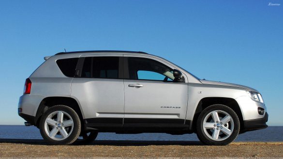 Jeep Compass – tapety na smartfon i tablet (15)