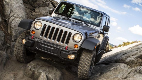 Jeep Wrangler 2018 – tapety na smartfon i tablet (13)