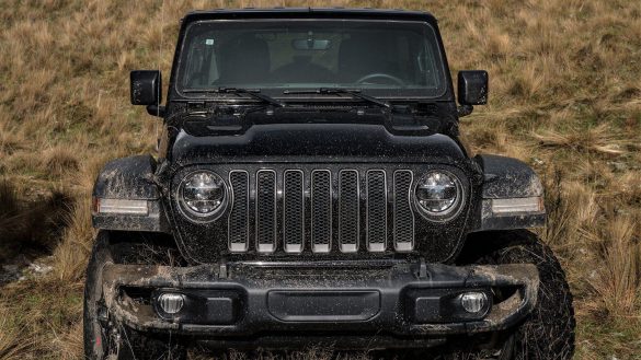 Jeep Wrangler 2018 – tapety na smartfon i tablet (18)