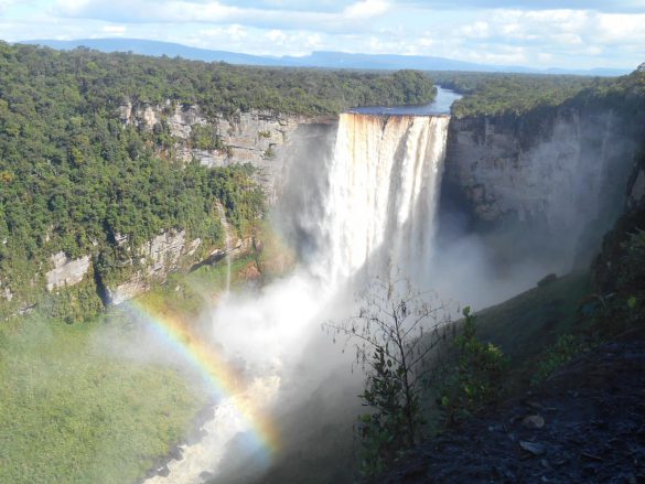 Kaieteur Falls – tapety na pulpit (11)