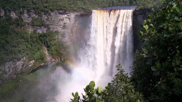Kaieteur Falls – tapety na pulpit (17)