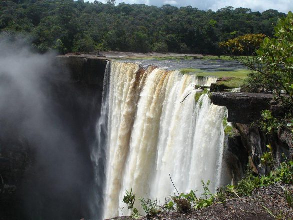 Kaieteur Falls – tapety na pulpit (18)