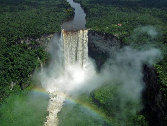 Kaieteur Falls – tapety na pulpit (8)