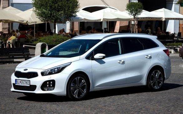 Kia Ceed SW – tapety na pulpit (11)